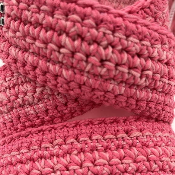 Coach Quintin Pink Crochet Slip On Heeled Sandals Women's Size 8.5 - Picture 10 of 11